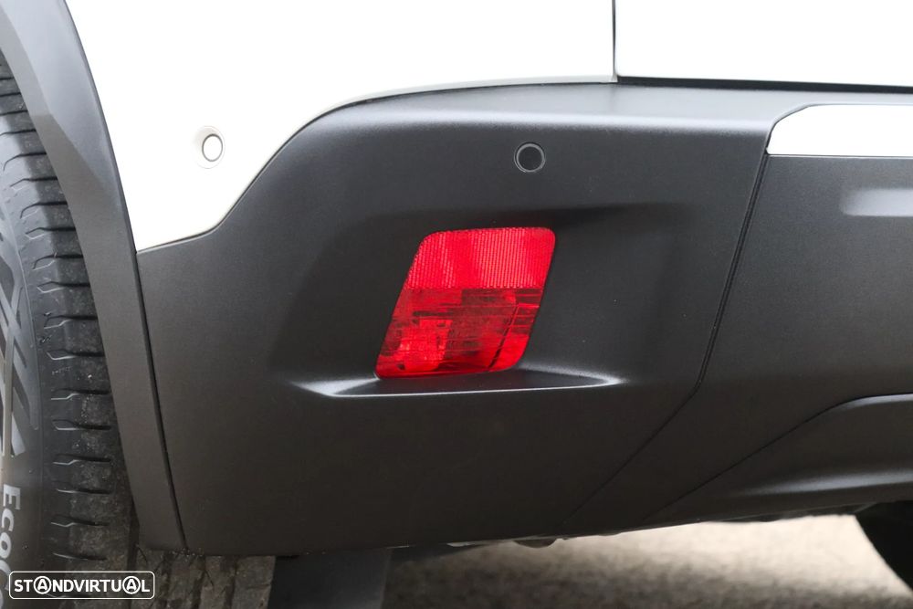 Peugeot e-2008 50 kWh GT - 41