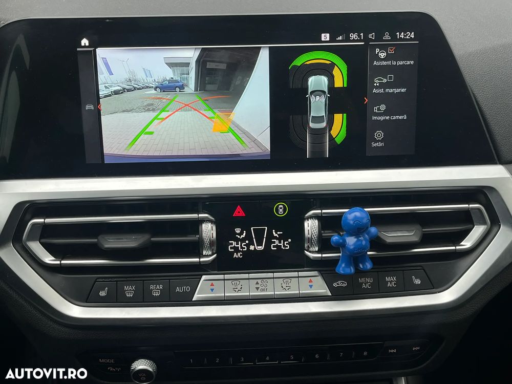 BMW Seria 3 320d xDrive AT MHEV - 21