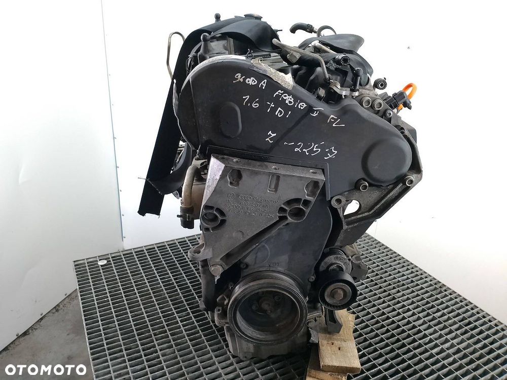 SILNIK SKODA FABIA II FL CAY 1.6 TDI - 3