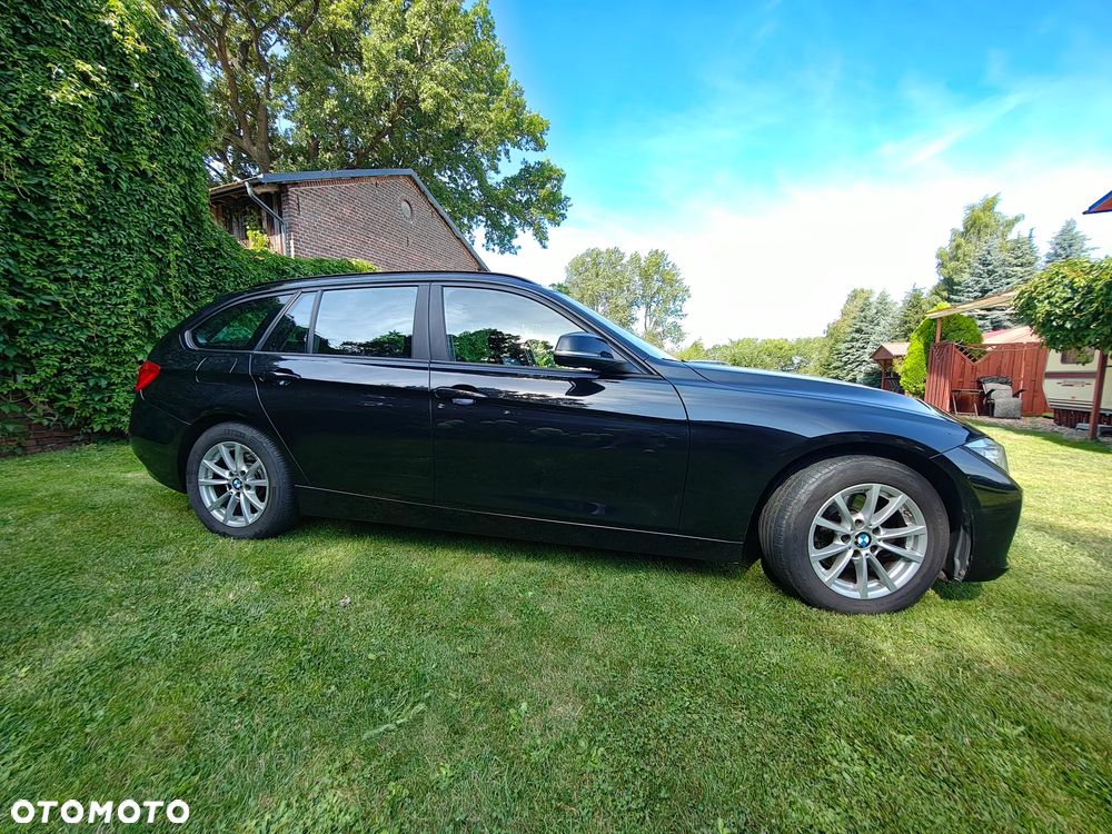 BMW Seria 3 320d Efficient Dynamics Edition - 6