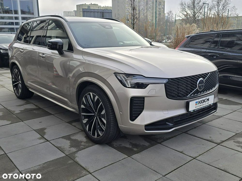 Volvo XC 90 T8 AWD Plug-In Hybrid Ultra Dark 7os - 4