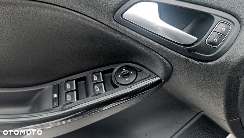 Ford Focus 2.0 TDCi Titanium ASS - 24