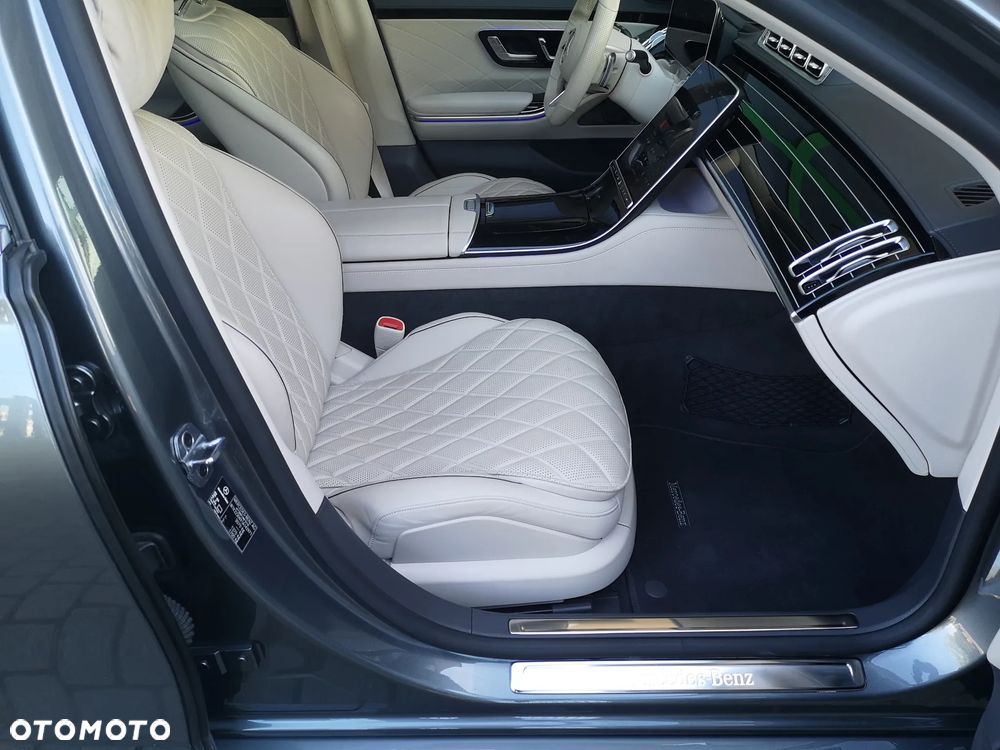 Mercedes-Benz Klasa S 580 e PHEV 4-Matic 9G-TRONIC - 28