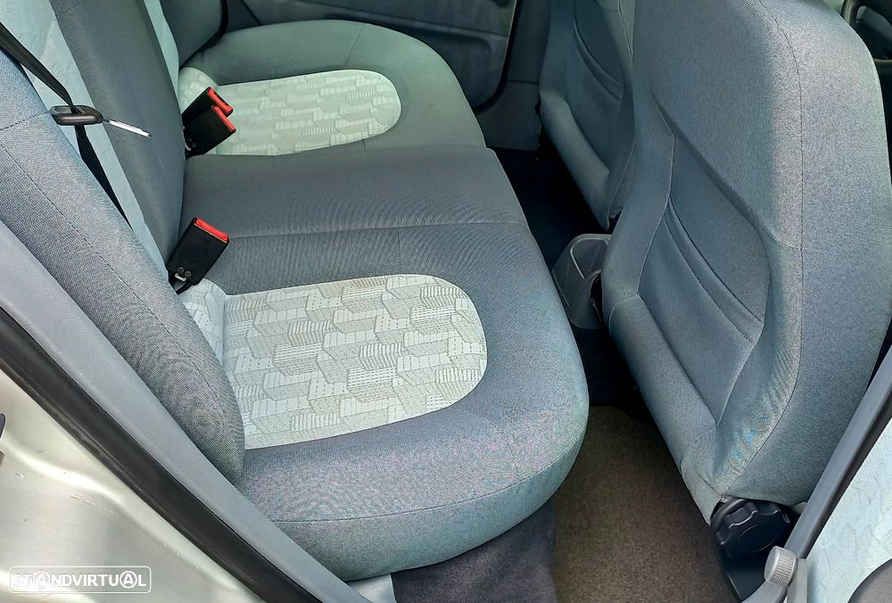 Skoda Fabia Break 1.4 Comfort AR4 - 18