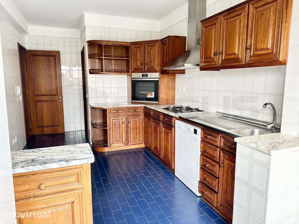 Apartamento T3 com garagem para arrendamento - Esgueira - Grande imagem: 3/23