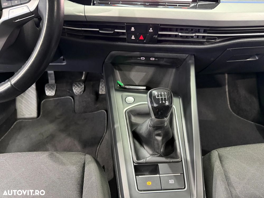 Volkswagen Golf 2.0 TDI SCR Life - 22