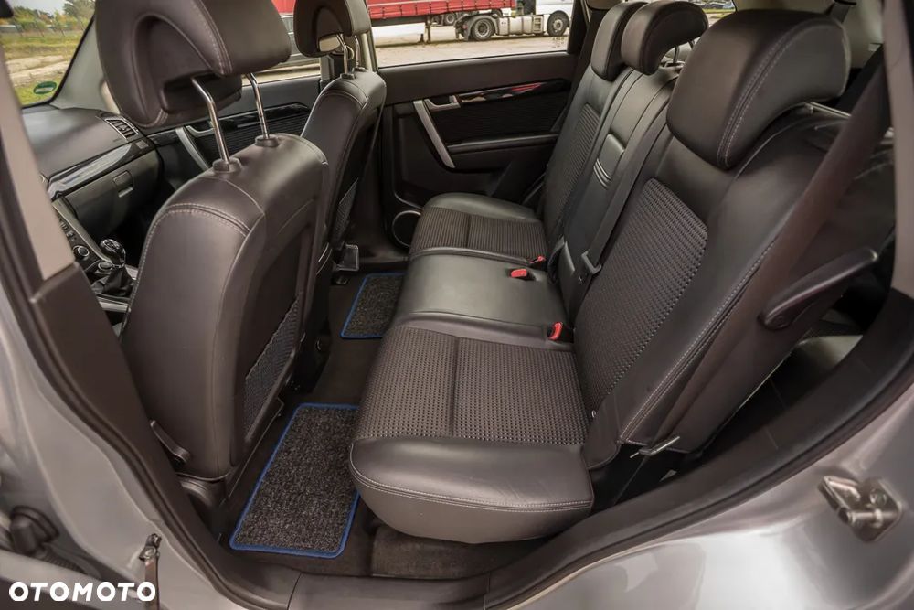 Chevrolet Captiva 2.4 2WD LT - 6