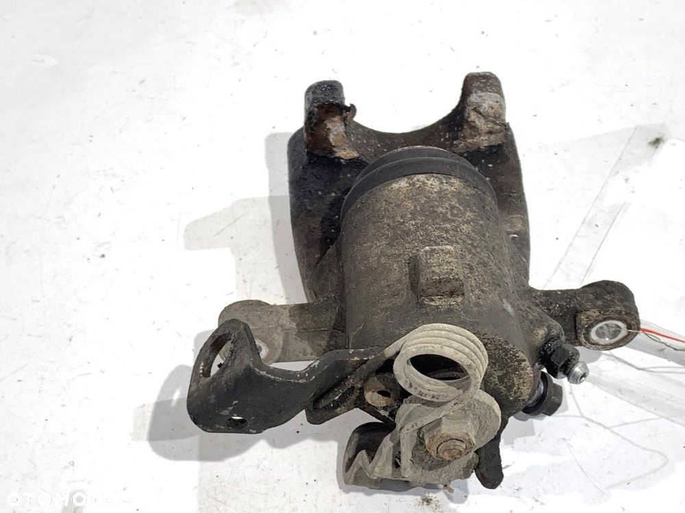 ZACISK PRAWY TYŁ  OPEL ZAFIRA / ZAFIRA FAMILY B (A05) 2005 - 2019 1.9 CDTI (M75) 88 kW [120 KM] - 3