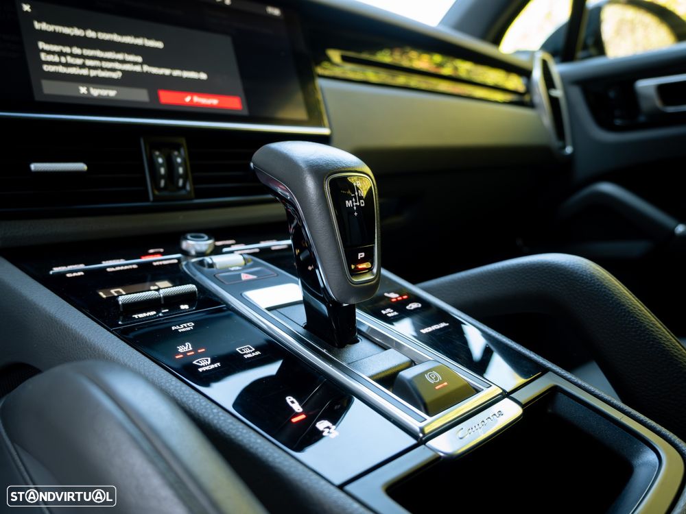 Porsche Cayenne E-Hybrid Tiptronic S - 32
