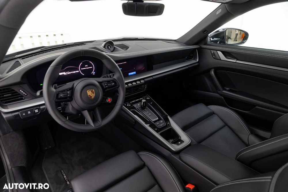 Porsche 911 Carrera PDK - 40