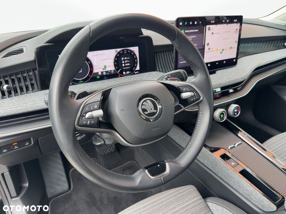 Skoda Superb 1.5 TSI mHEV Selection DSG - 12