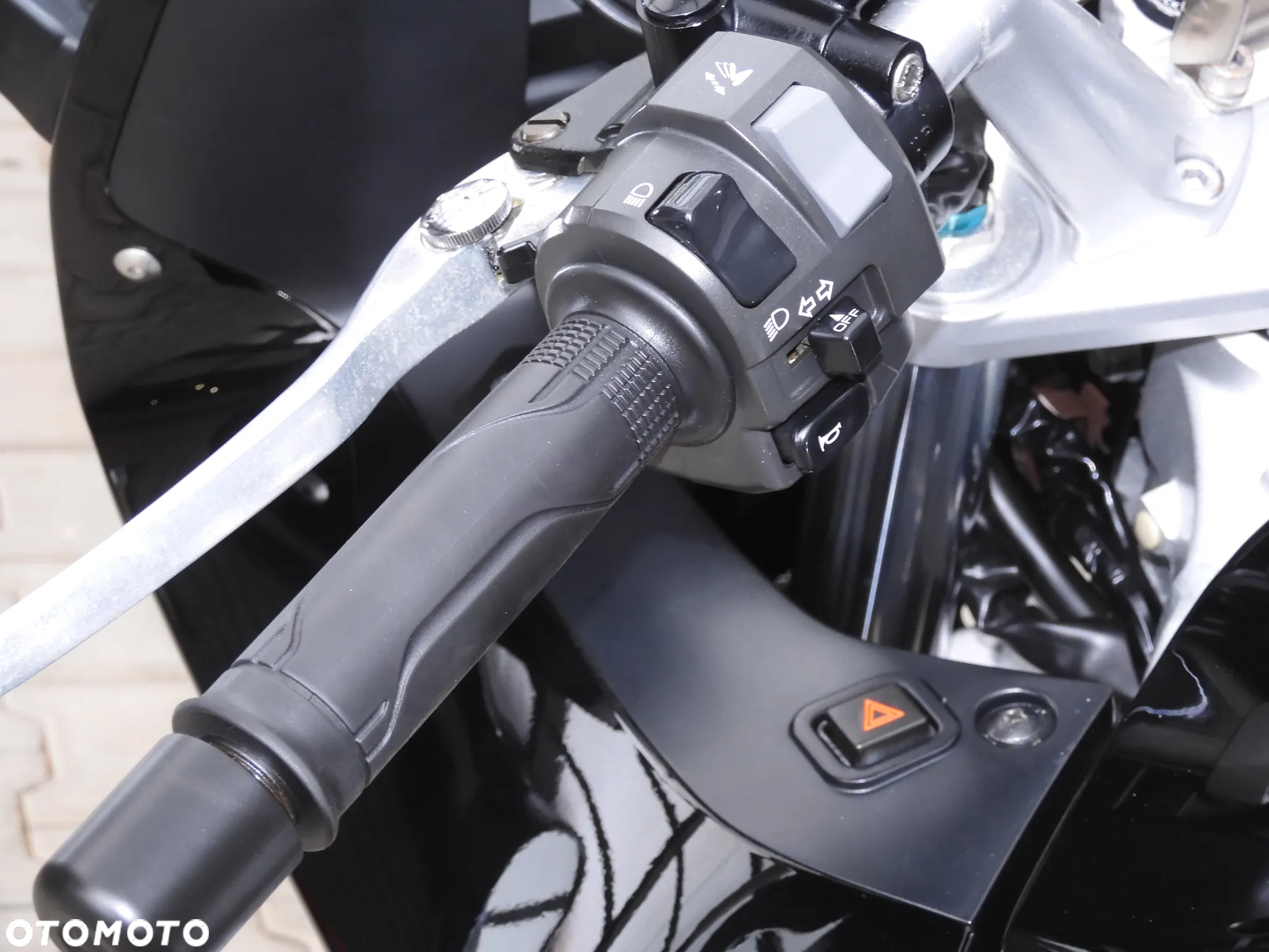 Yamaha FJR - 25