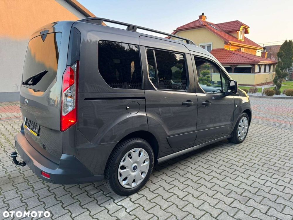 Ford Tourneo Connect - 36