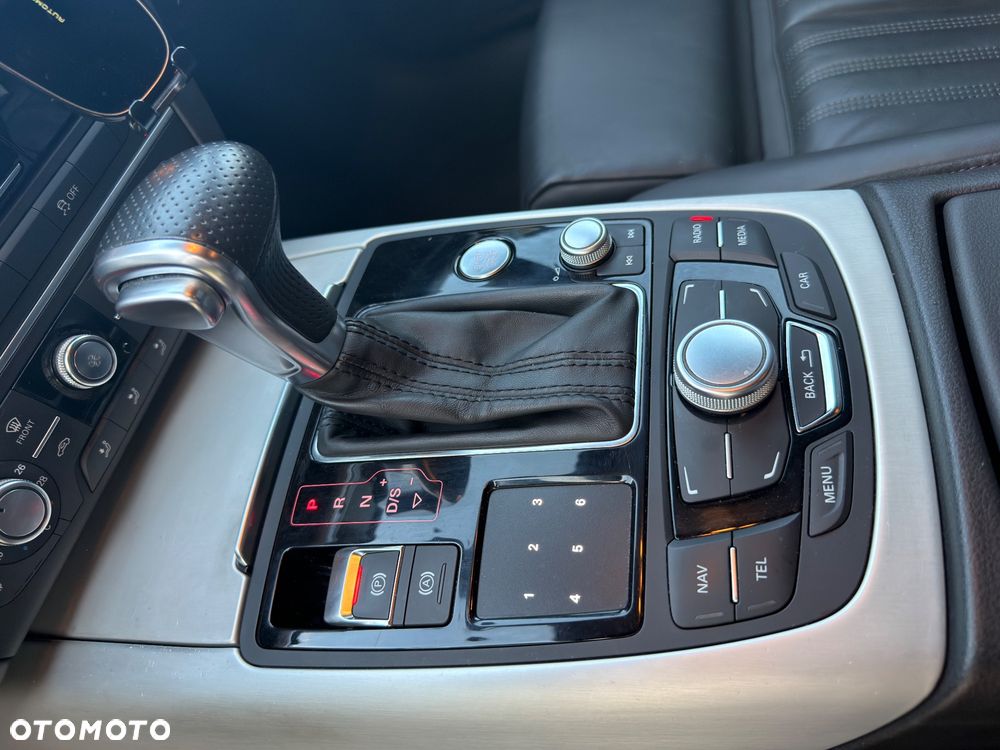 Audi A6 Avant - 25