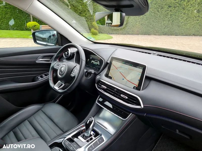 MG EHS 1.5T-GDI PHEV Luxury - 16