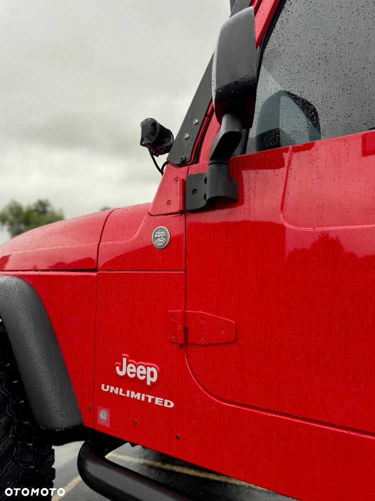 Jeep Wrangler - 16