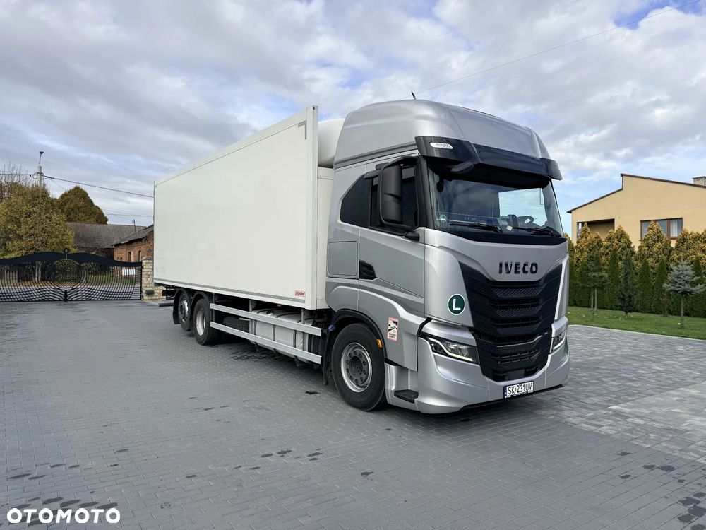 Iveco STRALIS S-WAY XP - 1