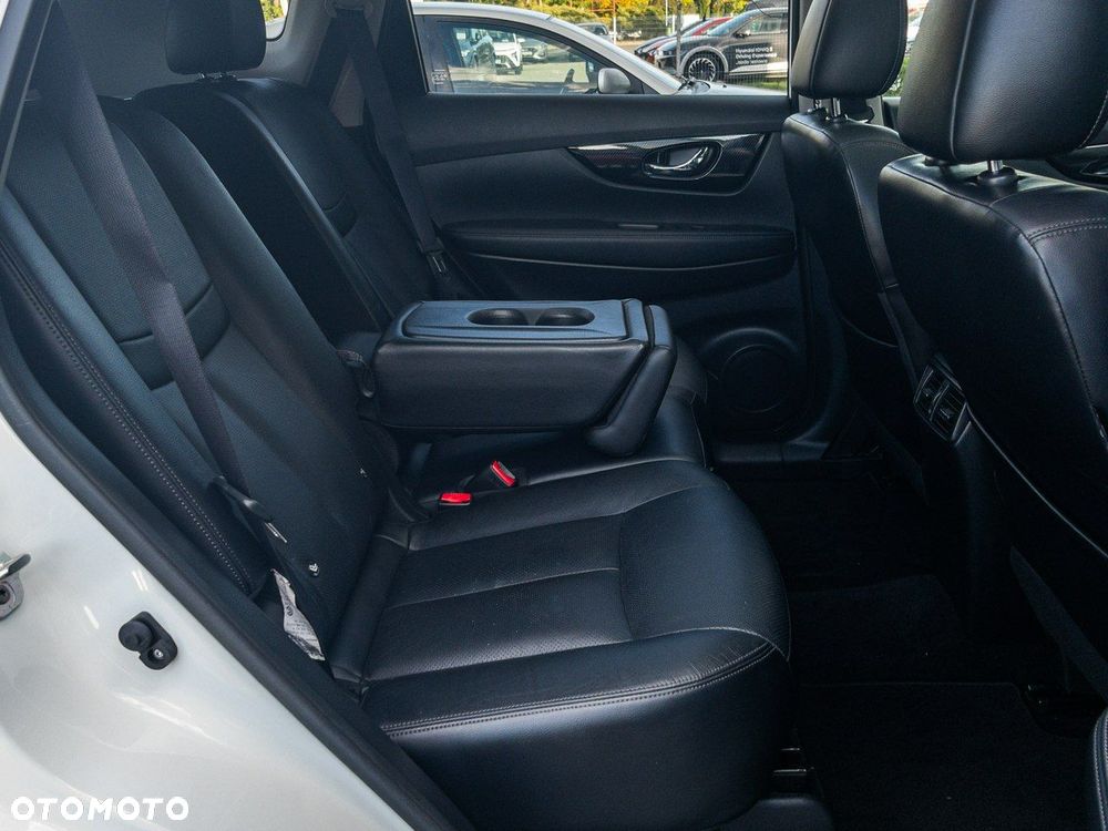 Nissan X-Trail 1.3 DIG-T Tekna 2WD DCT - 29