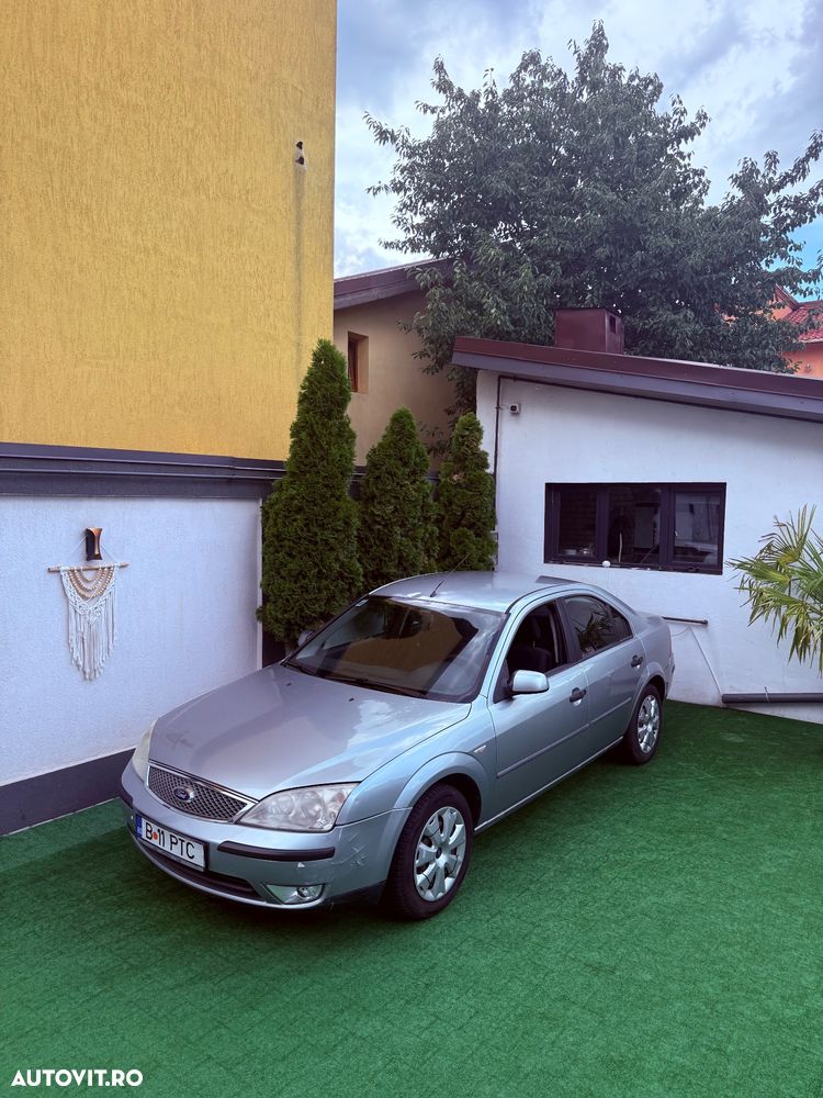 Ford Focus 1.6i 16V - 9