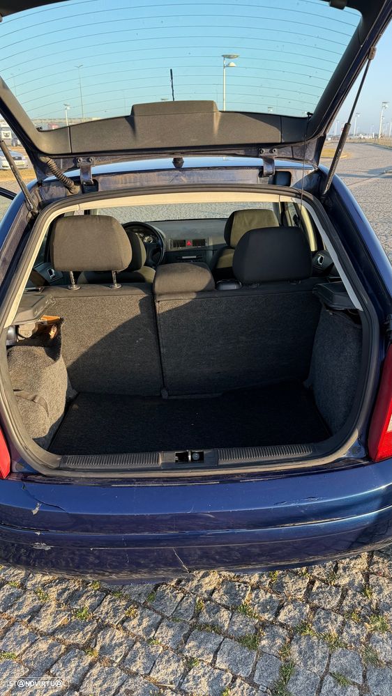 Skoda Fabia 1.2 Active - 13