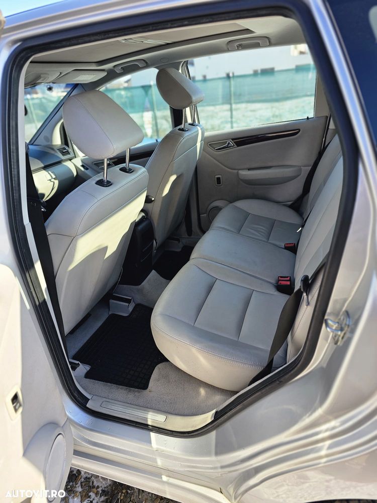 Mercedes-Benz A 170 Autotronic Elegance Grand Edition - 7