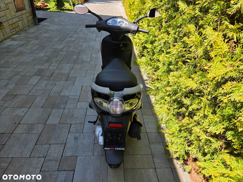 Piaggio FLY - 10