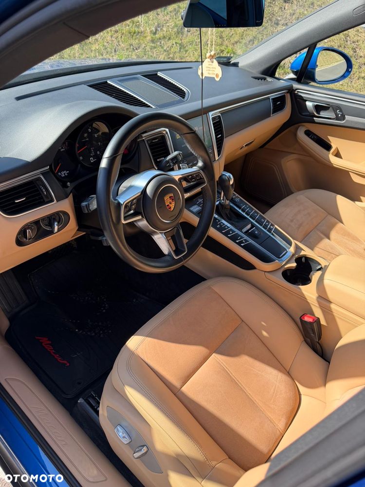 Porsche Macan Standard - 13