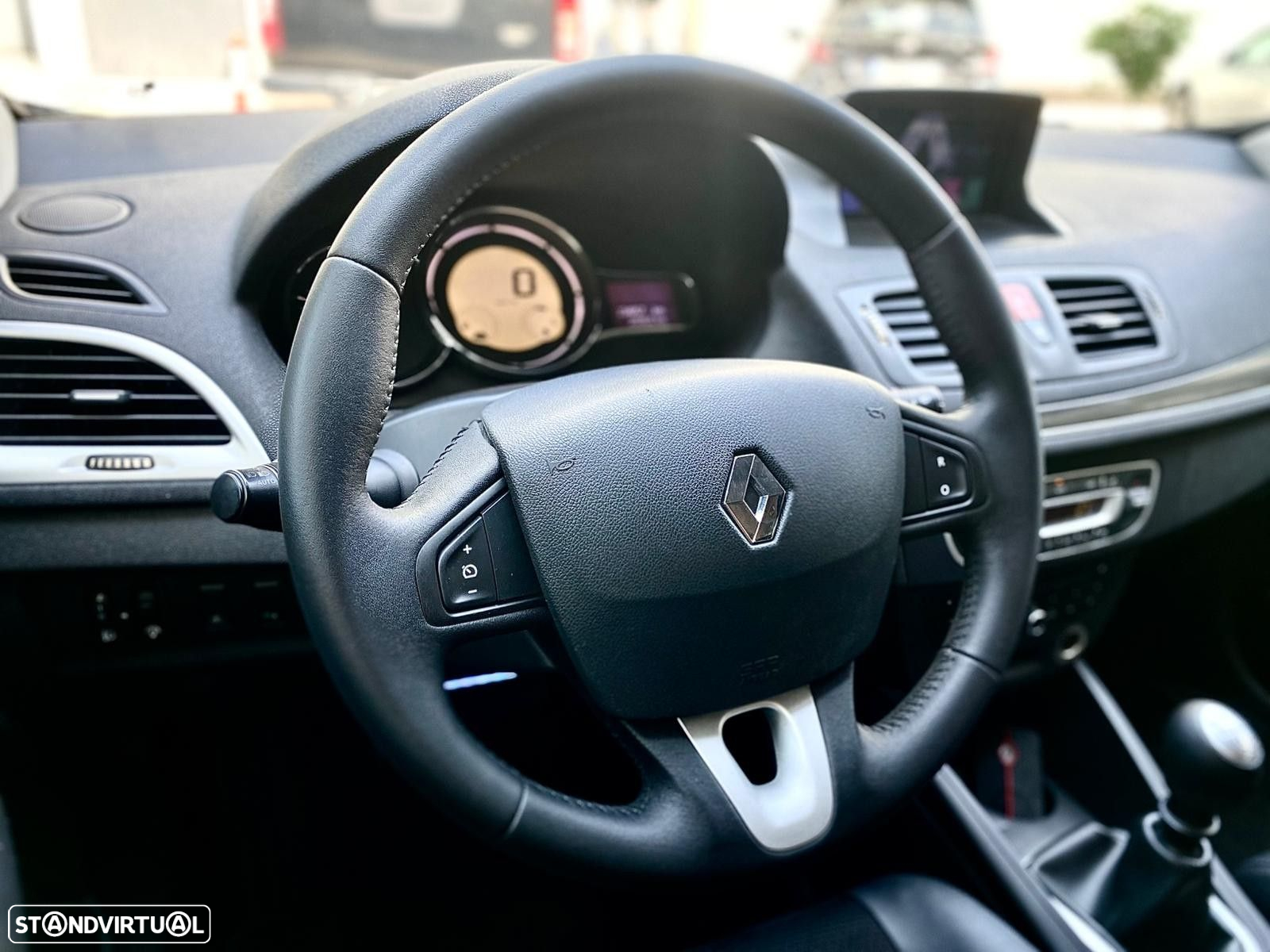 Renault Mégane Coupe 1.5 dCi Dynamique - 18