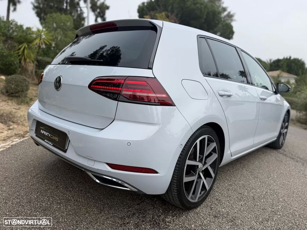 VW Golf 2.0 TDI R-Line DSG - 9
