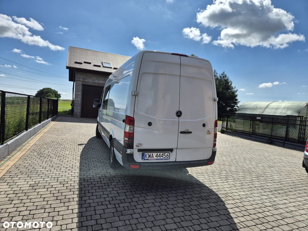 Mercedes-Benz Sprinter - 3