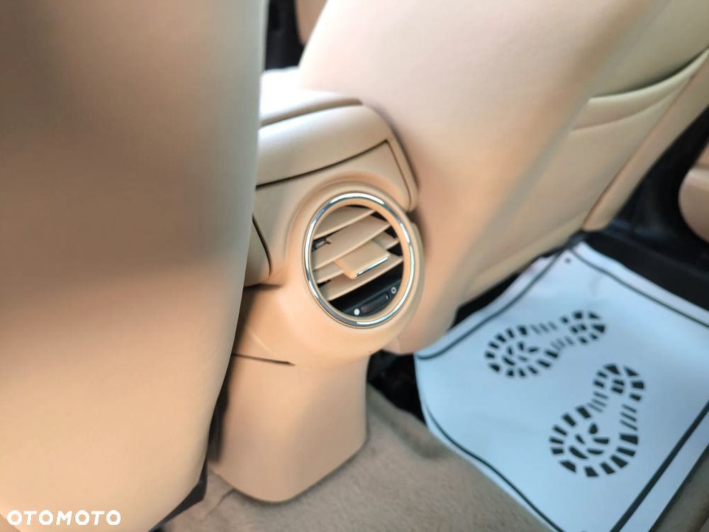 Lancia Delta 1.6 MultiJet 16v Silver - 24