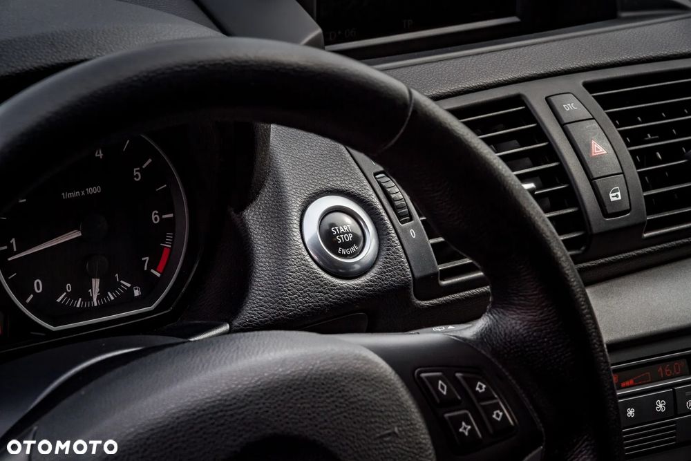 BMW Seria 1 116i - 27