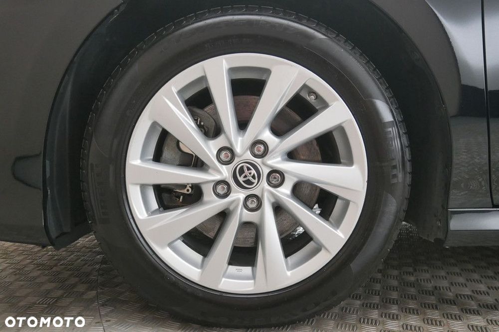 Toyota Camry 2.5 Hybrid Comfort CVT - 14