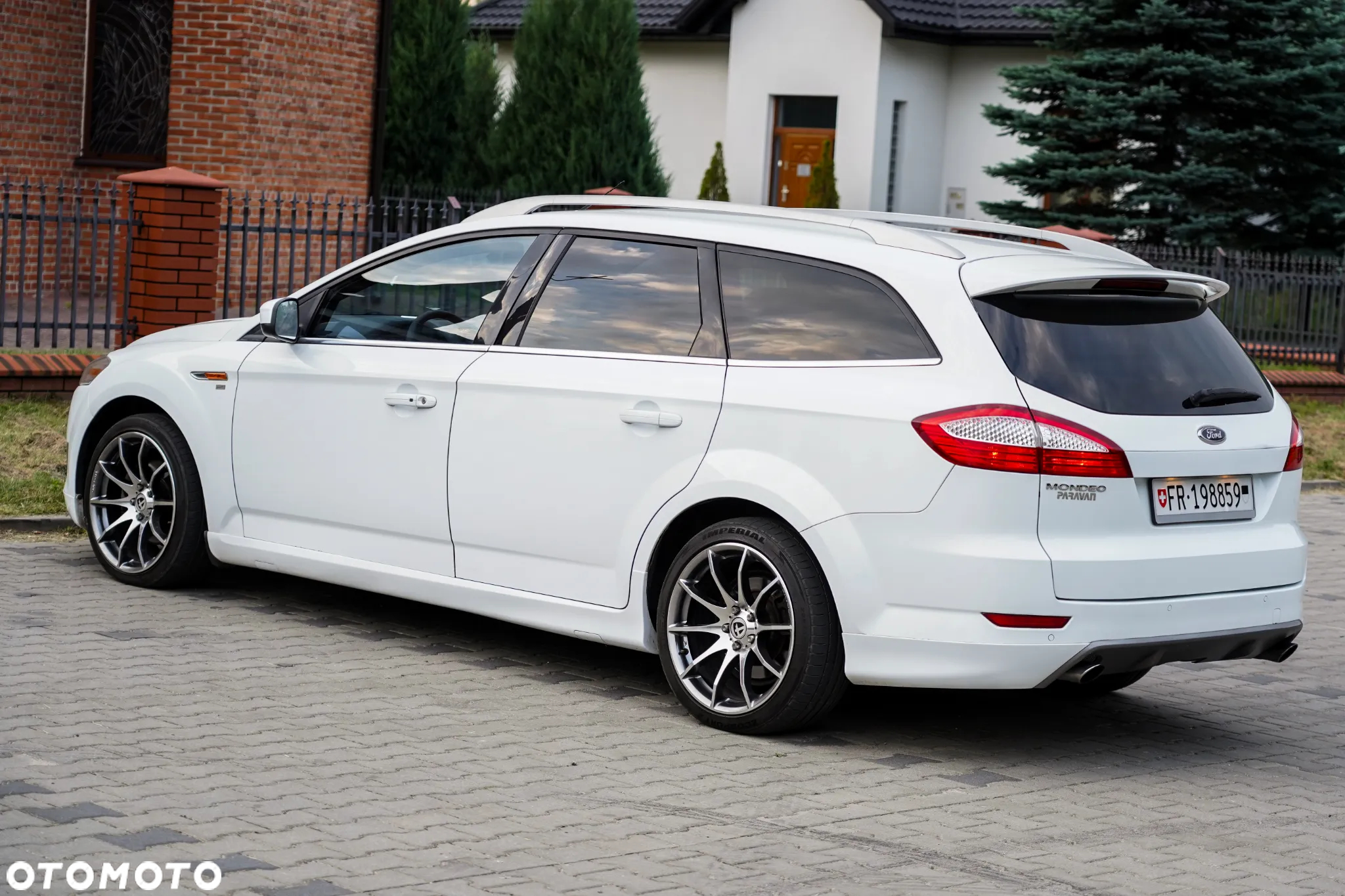 Ford Mondeo - 16