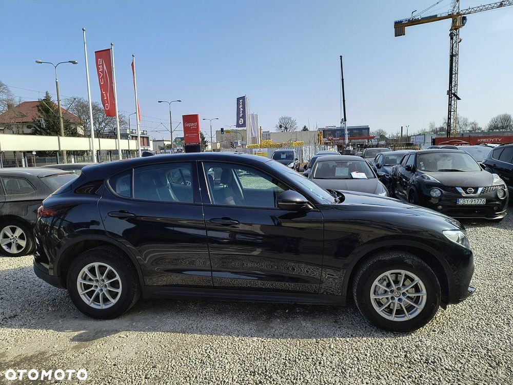 Alfa Romeo Stelvio 2.0 Turbo Q4 - 40