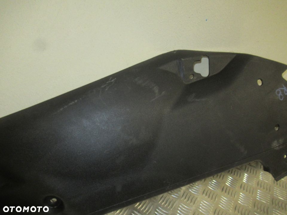 OSŁONA BŁOTNIKA PRAWEGO AUDI R8 2006-2015 rok - 6
