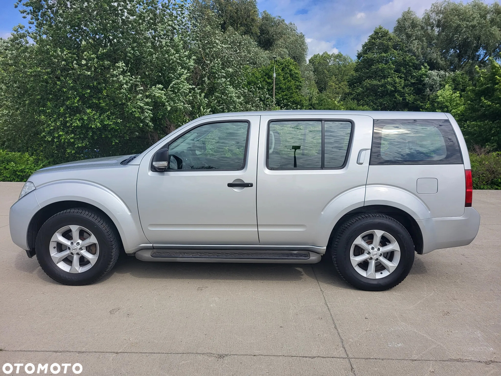 Nissan Pathfinder 2.5 dCi Platinum - 35