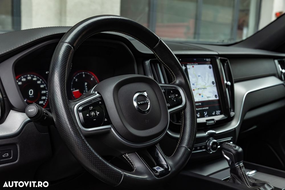 Volvo XC 60 B5 D AWD Geartronic RDesign - 34