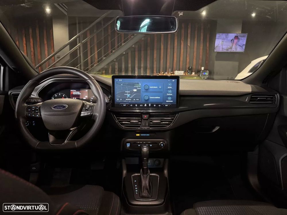 Ford Focus 1.0 EcoBoost MHEV ST-Line Aut. - 18