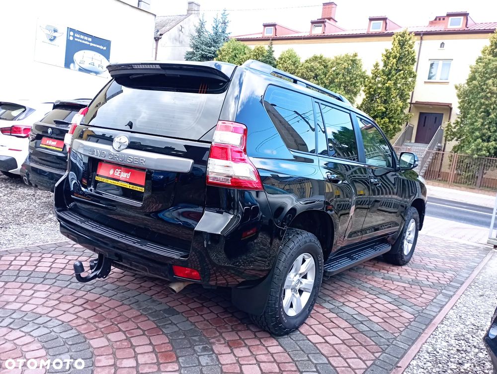 Toyota Land Cruiser LC 2.8 D-4D Prado - 4