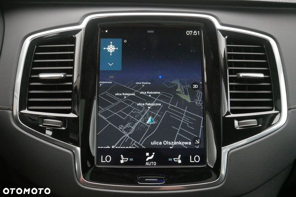 Volvo XC 90 - 26