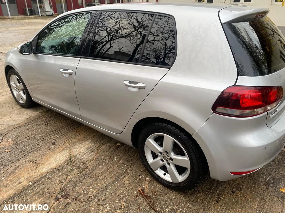 Volkswagen Golf 1.6 Comfortline DSG - 3
