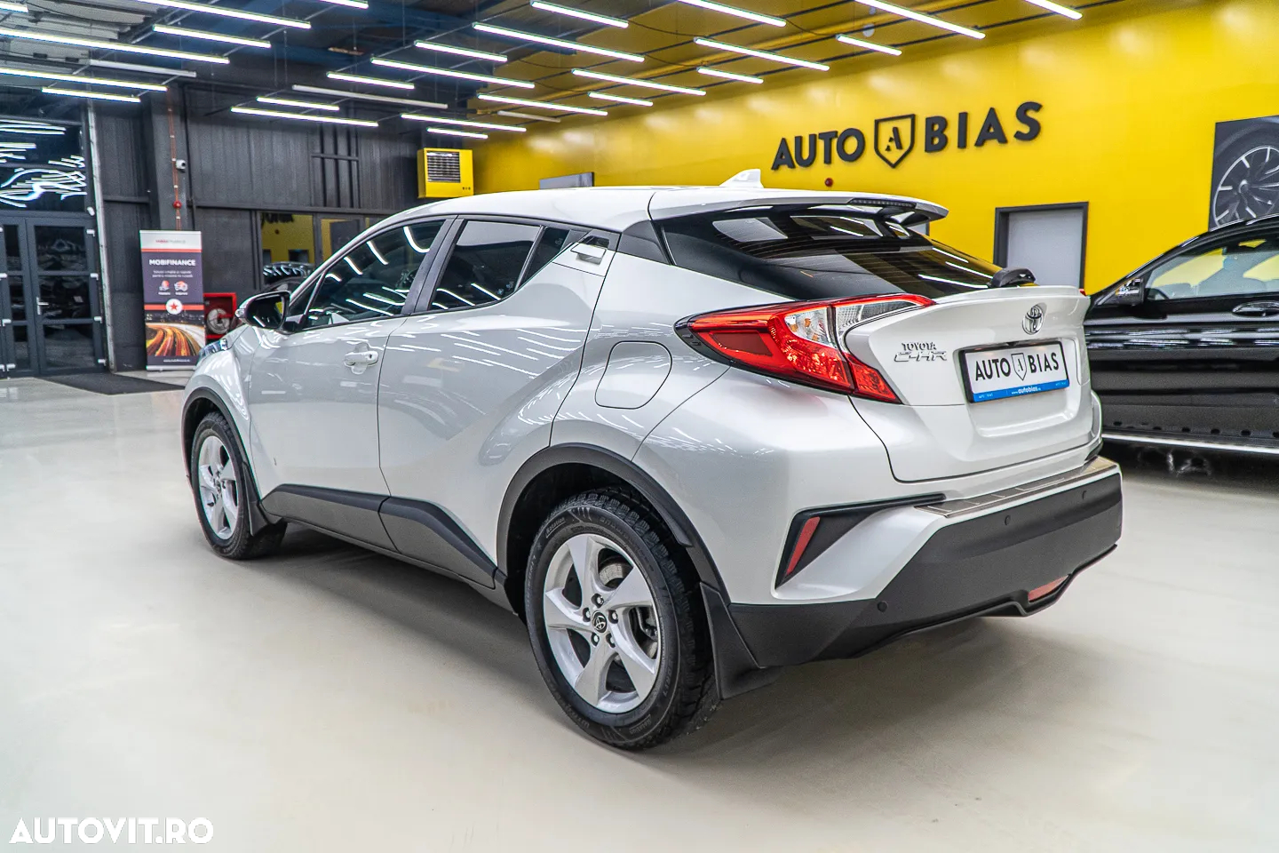 Toyota C-HR 1.2 Turbo 4x2 CVT C-ult - 6