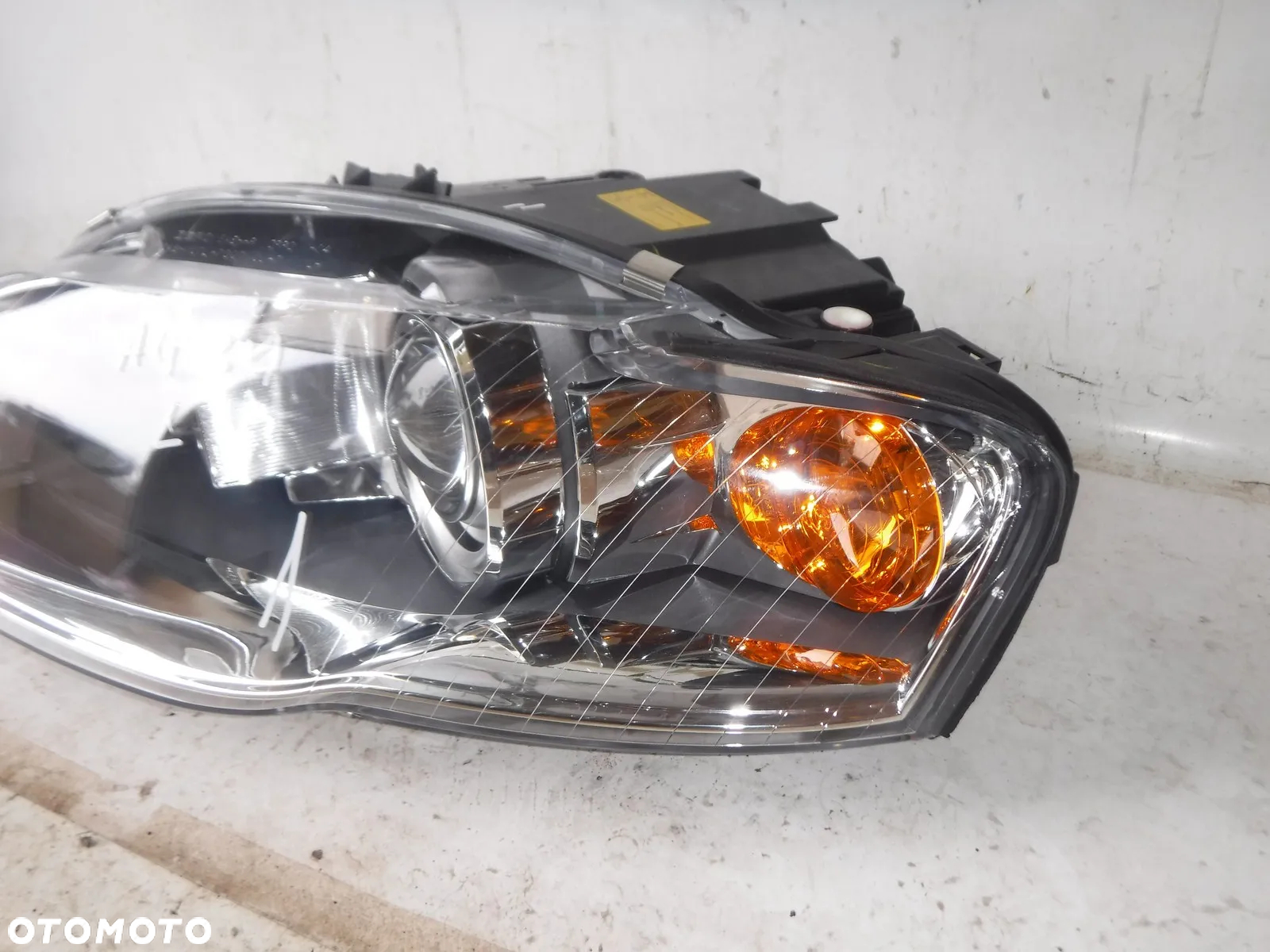 audi a4 b7 lampa przód lewa xenon nowa przednia - 5