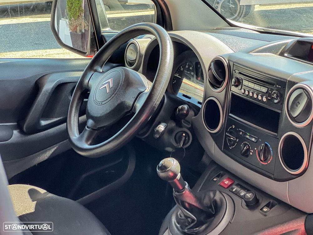 Citroën Berlingo 1.6 HDi 600 3L - 24
