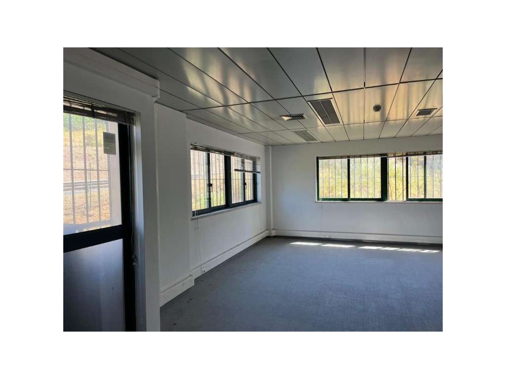 Escritório em Algés - Excelente Oportunidade de Investimento! - Grande imagem: 2/8