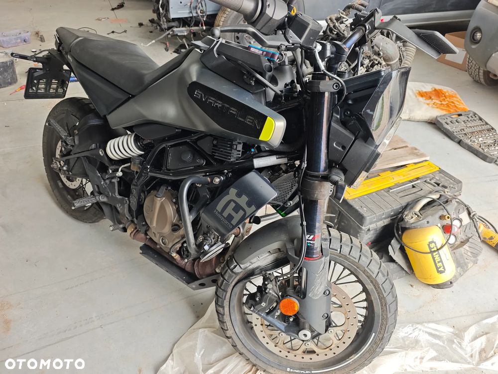 Husqvarna Svartpilen - 2