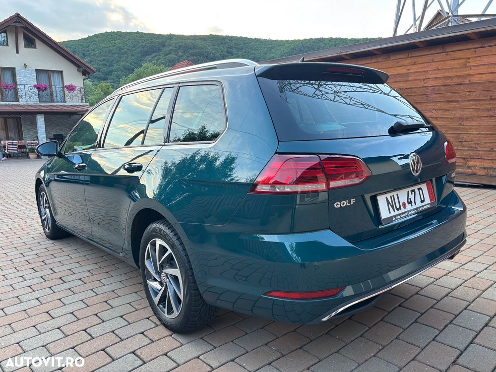 Volkswagen Golf 1.6 TDI DSG Sound - 4