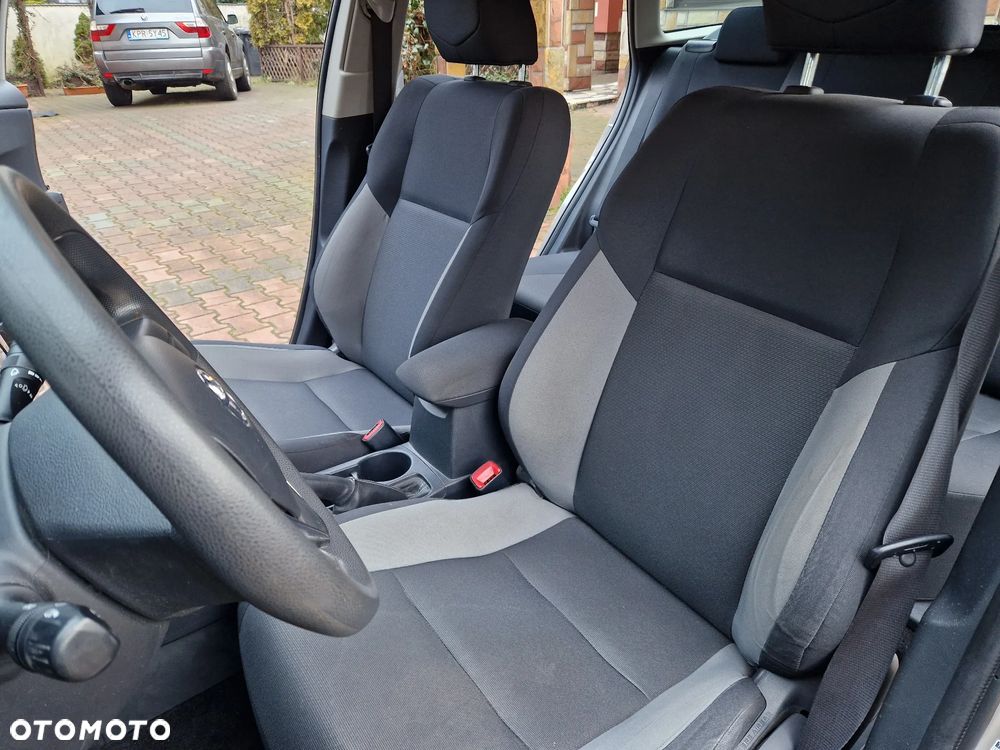 Toyota Auris 1.6 Active - 23