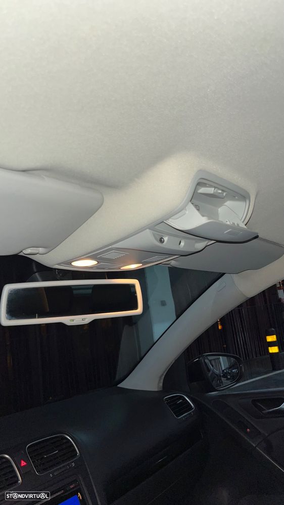 VW Golf 1.6 TDi Confortline - 19